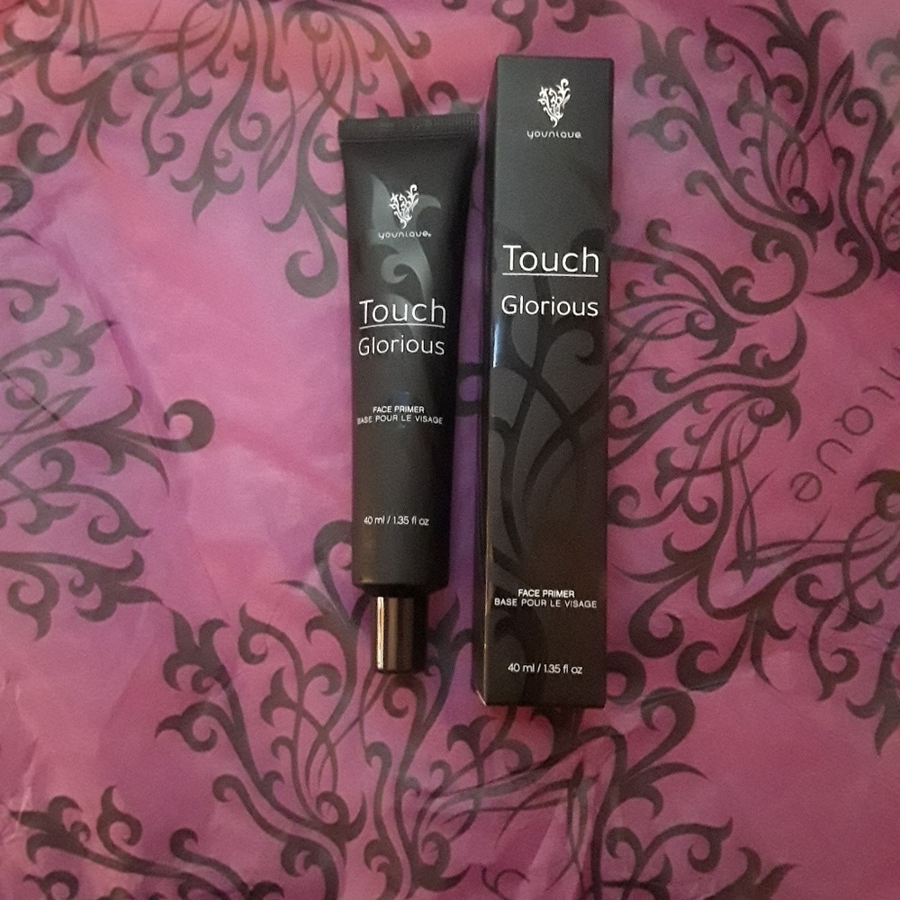 NIB Touch Glorious Face Primer